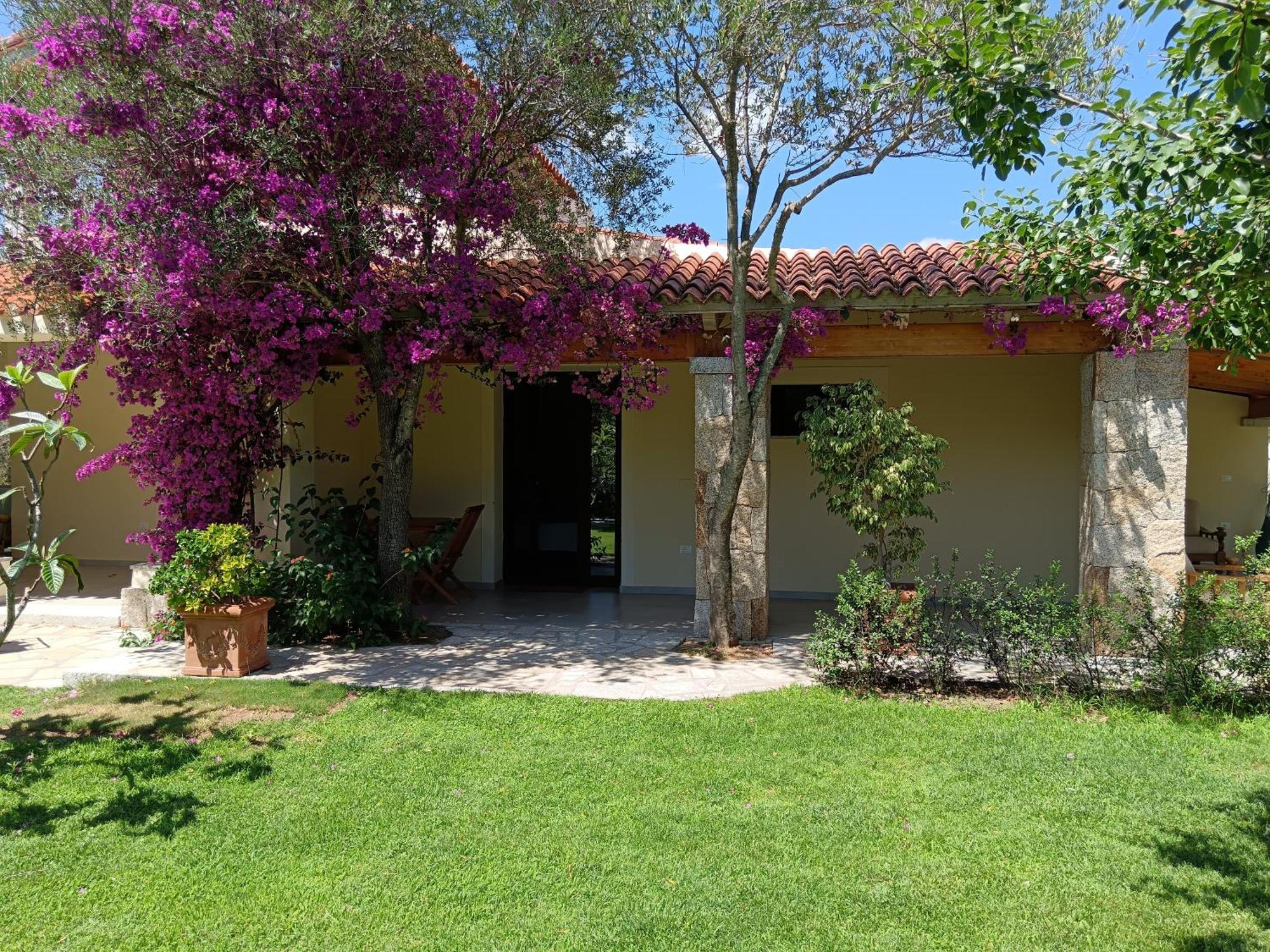 Su Suberju Hotel San Teodoro  Luaran gambar